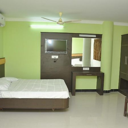 Jeyam Residency, Kumbakonam Ξενοδοχείο Δωμάτιο φωτογραφία