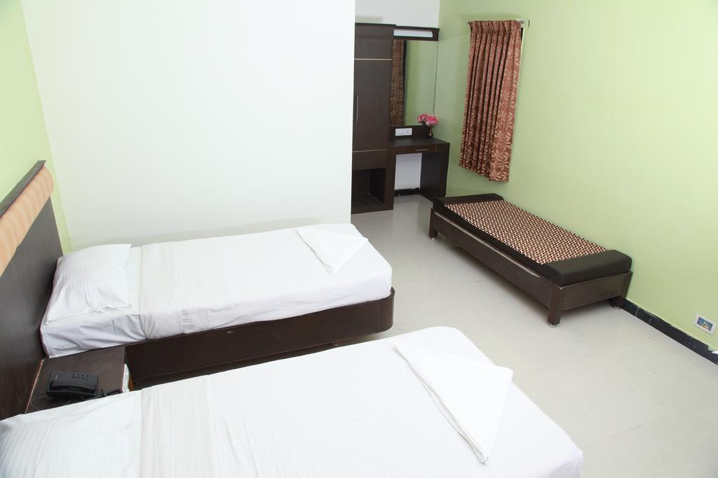 Jeyam Residency, Kumbakonam Ξενοδοχείο Δωμάτιο φωτογραφία
